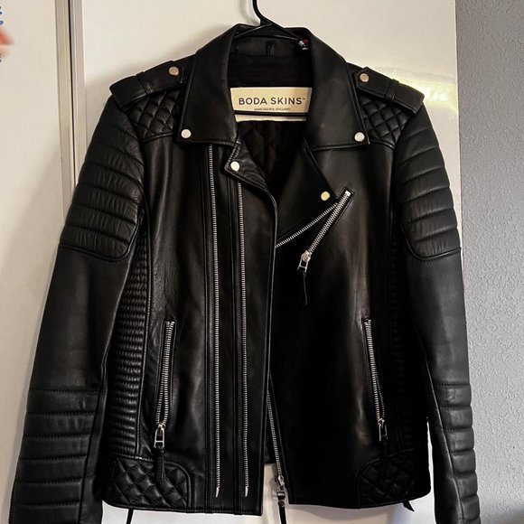 🔥 For Sale: Used and like new Boda Skin Leather Jacket 🔥